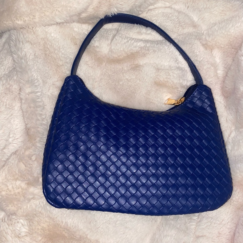 Blue shoulder bag